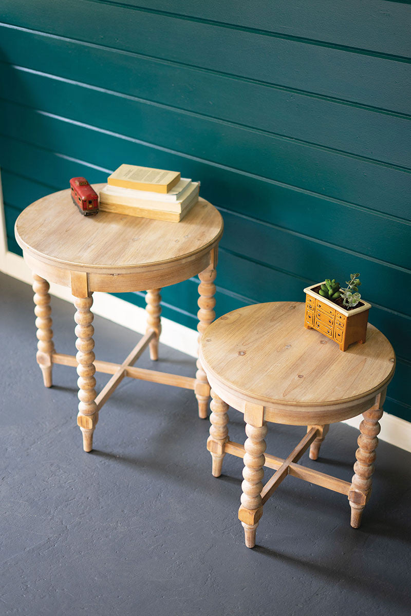 Set of 2 Round Wooden Side Tables with Turned Legs