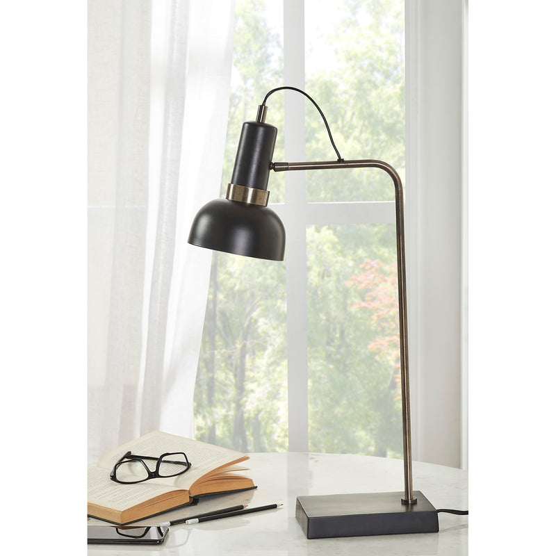 Matte Black Iron Table Lamp