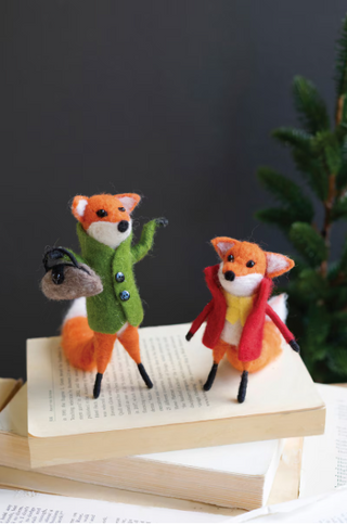 SET OF TWO FELT FOXES