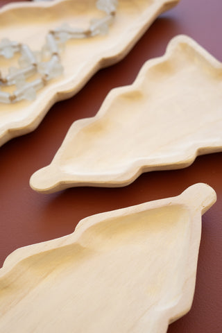 SET OF THREE CARVED WOOD  CHRISTMAS TREE PLATTERS