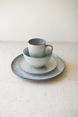 SET OF FOUR CERAMIC MUGS - STORM