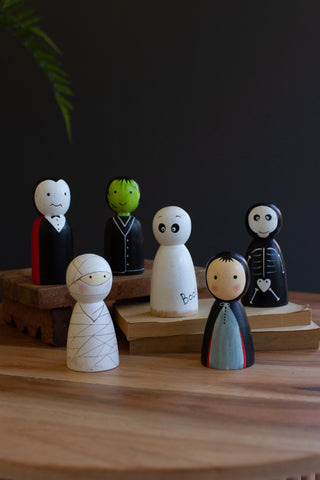 SET OF SIX PAINTED WOOD HALLOWEEN FAMILY