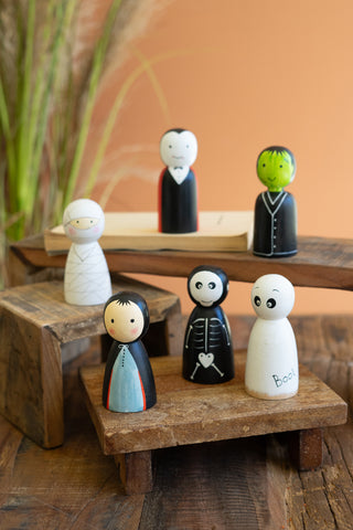 SET OF SIX PAINTED WOOD HALLOWEEN FAMILY