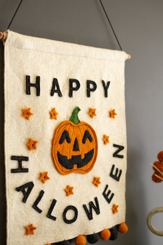 FELT HAPPY HALLOWEEN DOOR HANGER