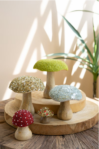 SET OF FIVE MUSHROOMS WITH MOSAIC TOPS