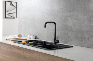 Levi Single Handle Pull Down Sprayer Kitchen Faucet in Matte Black