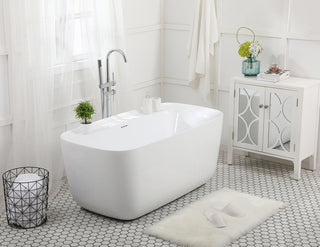 59 inch soaking bathtub in glossy white