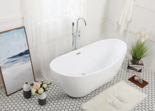 62 inch soaking bathtub in glossy white