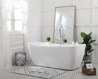 67 inch soaking bathtub in glossy white