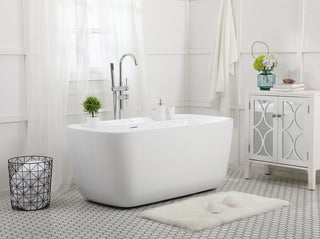 59 inch soaking bathtub in glossy white